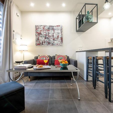 Apartamento Con Terraza En San Luis Διαμέρισμα Σεβίλλη Εξωτερικό φωτογραφία