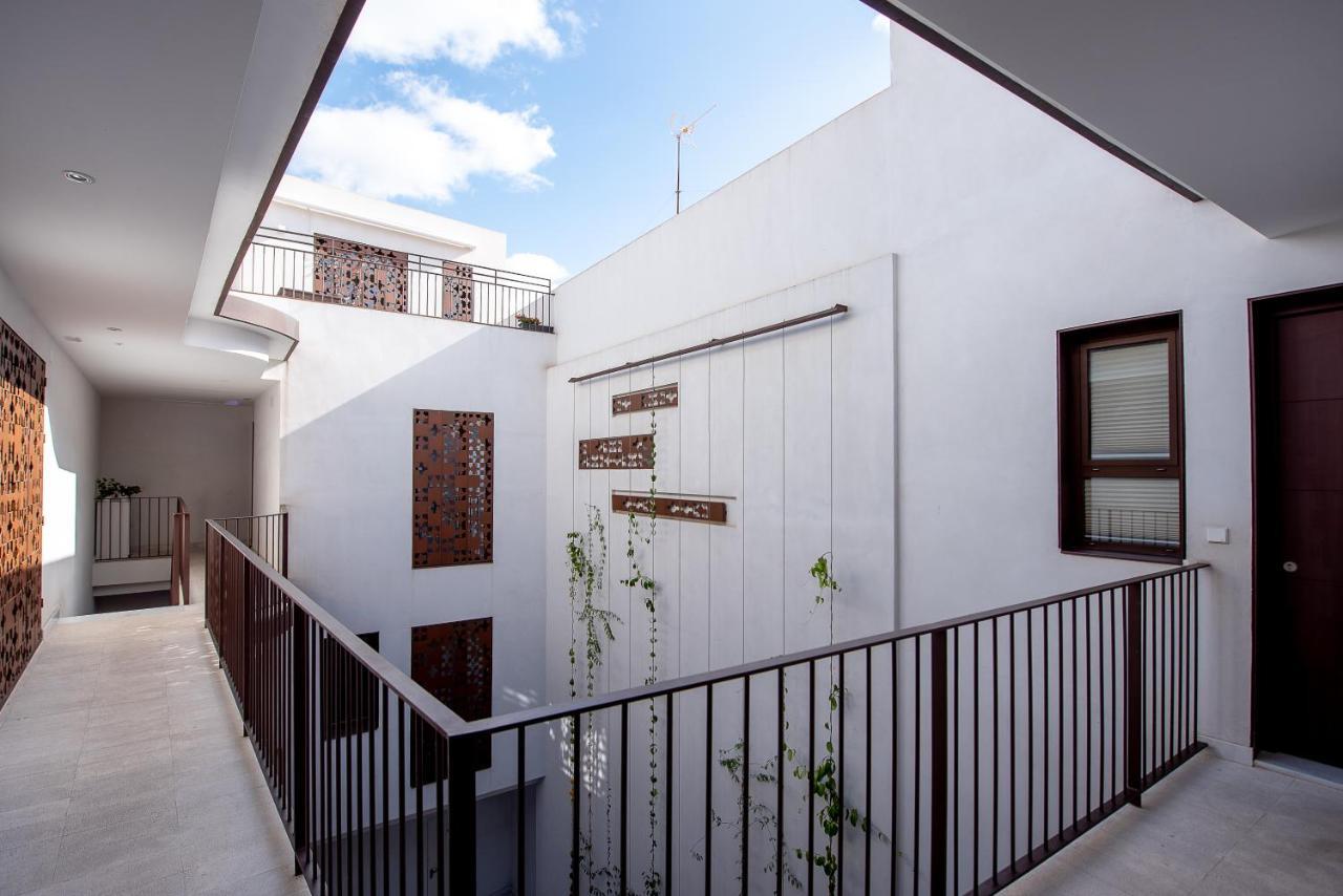Apartamento Con Terraza En San Luis Διαμέρισμα Σεβίλλη Εξωτερικό φωτογραφία
