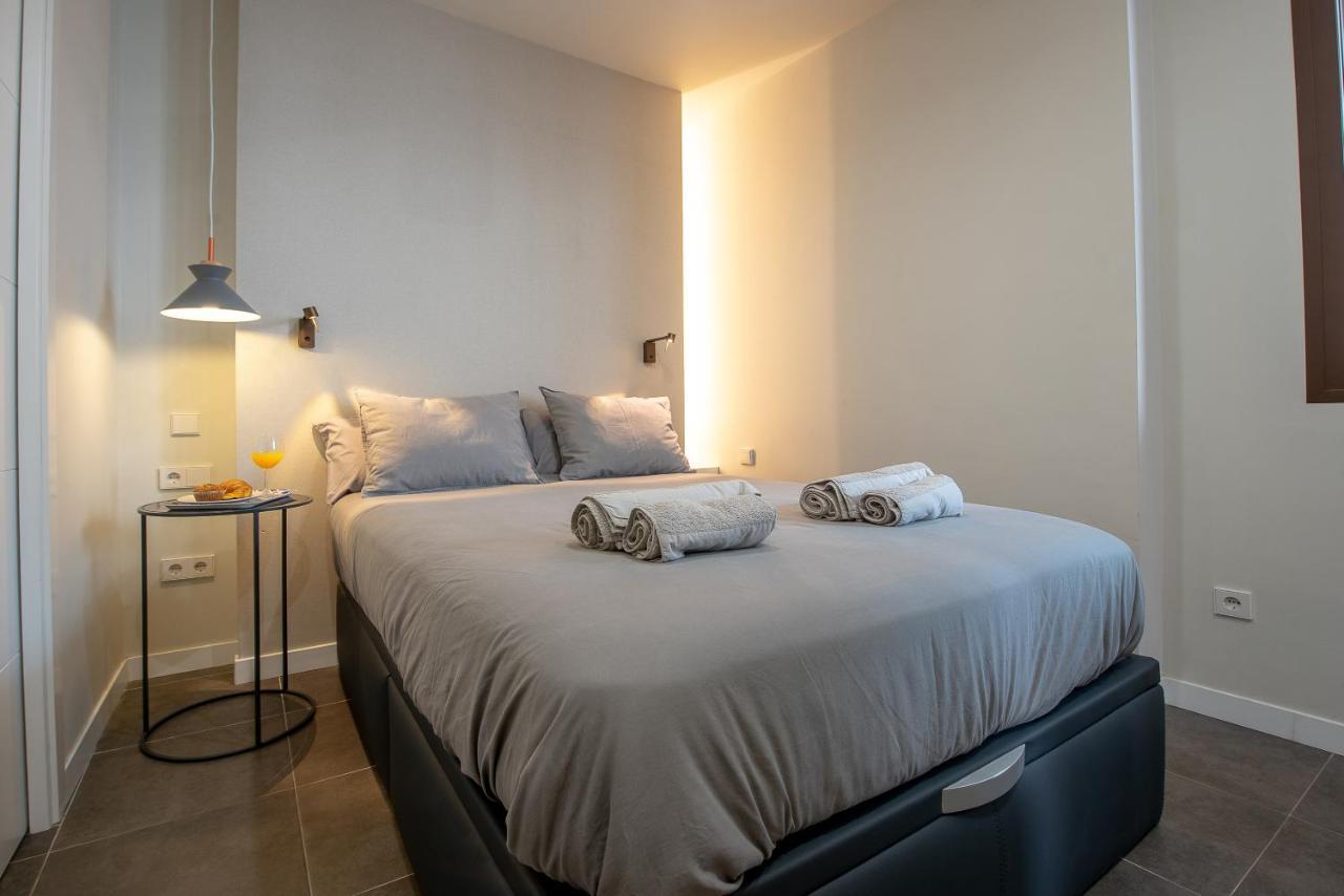Apartamento Con Terraza En San Luis Διαμέρισμα Σεβίλλη Εξωτερικό φωτογραφία